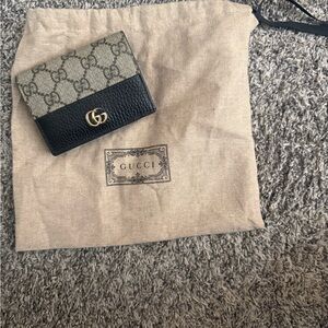 Gucci Black and Tan GG Pattern Wallet